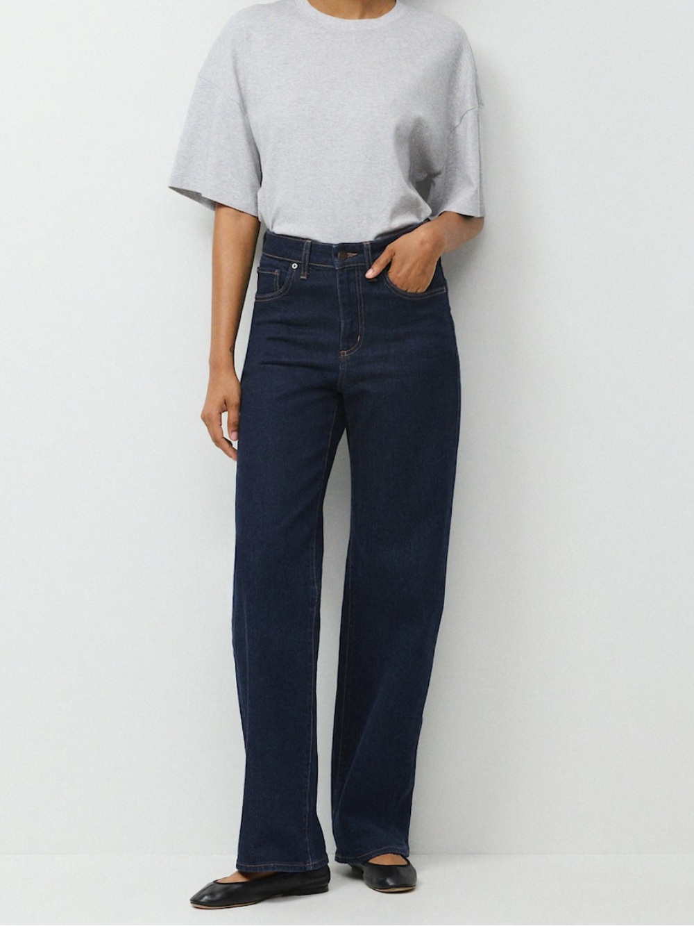 Aritzia Denim Forum Remy Hi-Rise Wide Jean - No-stress Dark Blue Size 32 NWT